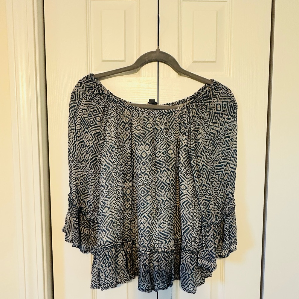 Off the shoulder lucky brand top